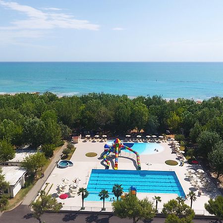 Stork Camping Village Roseto Degli Abruzzi Exterior photo